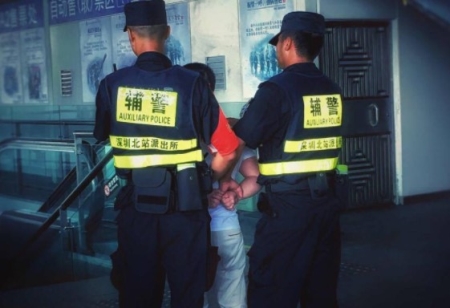 深圳95特大抢劫杀人案纪实：由武警的敞篷大卡车押赴刑场